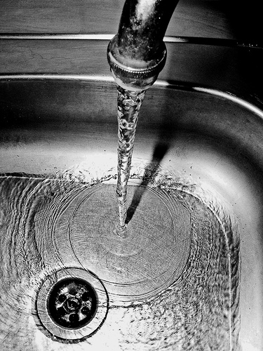 Privatizzazione acqua1